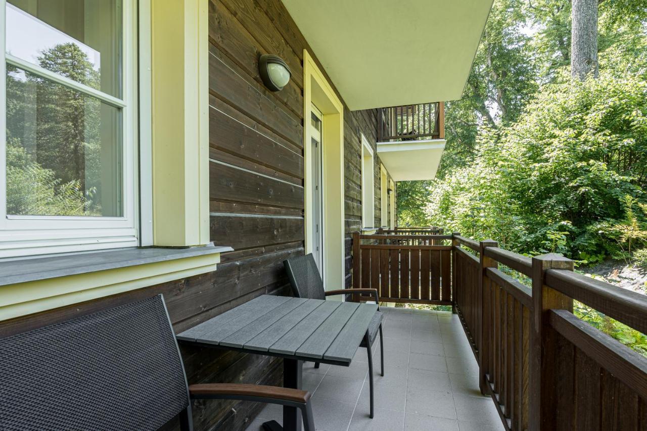 Hubertus Karlova Studanka Aparthotel Bagian luar foto