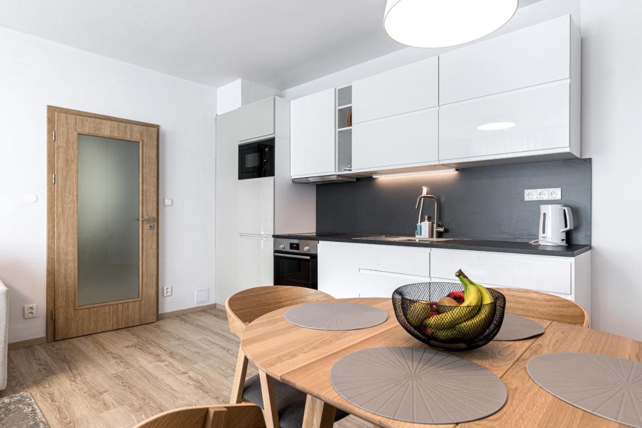 Hubertus Karlova Studanka Aparthotel Bagian luar foto